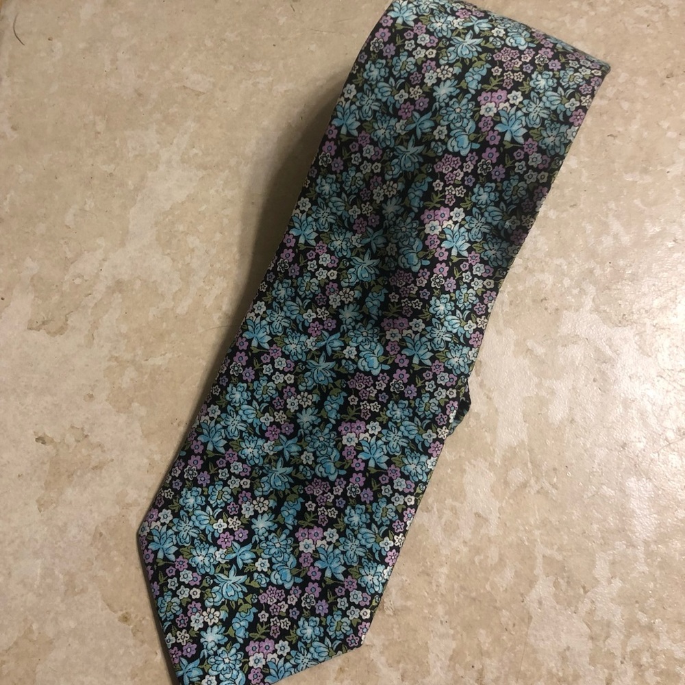 Pierre Cardin floral silk tie